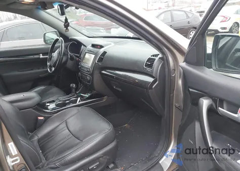 2015 Kia Sorento Ex V6 z USA, uszkodzony, nr VIN 5XYKU4A76FG658750